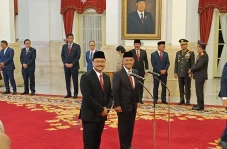 Jokowi Lantik Eddy Hartono...