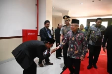 Maruf Amin Ikut Sidang...