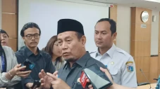 Fraksi Belum Siap, DPRD...