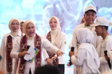 Iriana Jokowi dan OASE...