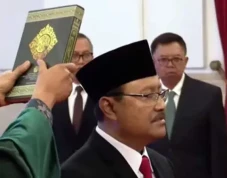 Jokowi Lantik Gus Ipul...