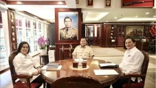 Sri Mulyani Bertemu...