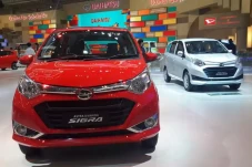 Daftar 10 Mobil Terlaris...