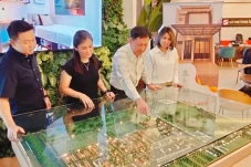 Sinar Mas Land Luncurkan...
