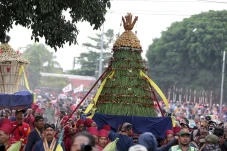 Apa yang Dilakukan pada...