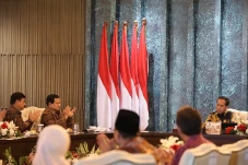 Luhut Sebut Prabowo...