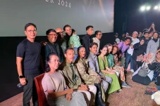 Bintangi Film Horor...