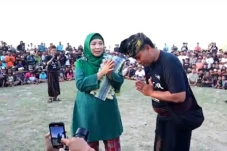 Pilgub NTB, Tim Relawan...