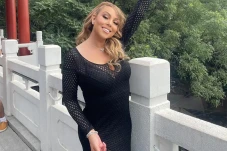 Mariah Carey Jalan-Jalan...