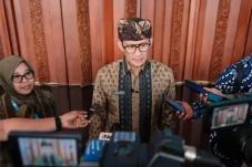 Biaya Transportasi Jadi...