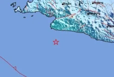 Gempa M 5,3 Guncang...