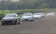BYD Mulai Kuasai Pasar...