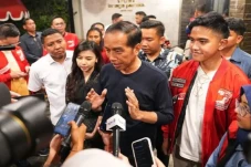 KPK Buka Peluang Minta...