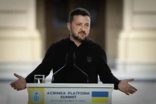 Tidak Kalahkan Militer...