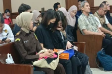 Helena Lim Keram Leher,...