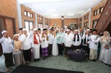 Ulama dan Kiai Doakan...