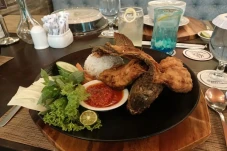 Ada Surga Kuliner di...