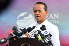 Bahlil Lantik Tri Winarno...