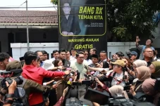 Puji Posko Makan Gratis...