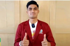 Ikuti Jejak Rizky Ridho,...