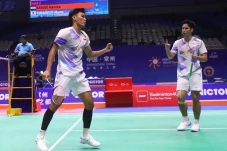 Lolos ke Semifinal China...
