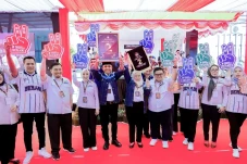 Anwar-Reny Raih Nomor...