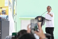 Bahlil Pamer di Depan...