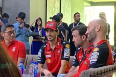 Ini Motor Harian Juara...