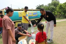 3.921 Warga Sukamukti...