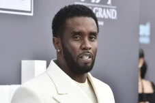 5 Artis Hollywood Korban...