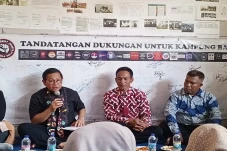 Disambut Teriakan Jakarta...