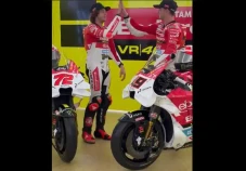 Motor Tim Valentino...
