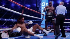 Anthony Joshua Kelelahan...