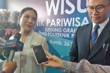 Angela Tanoesoedibjo...