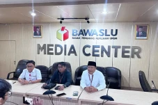 Bawaslu Perintahkan...