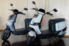 United E-Motor Luncurkan...