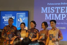 Bedah Buku Misteri Mimpi,...