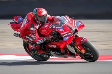 Francesco Bagnaia Menang...