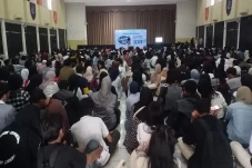 Ribuan Gen Z Bandung...