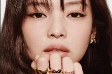 Jennie BLACKPINK Pakai...