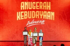 3 Anak Hebat Terima...
