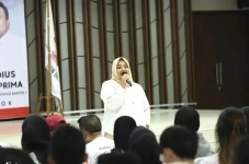Annisa Maharani Mahesa...