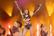 Lisa BLACKPINK Dikritik...