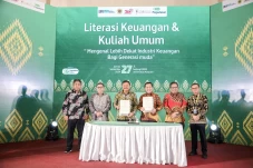 Pegadaian dan Universitas...
