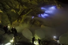 10 Rekomendasi Gunung...