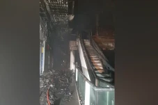 Kebakaran Mal di Jakbar...