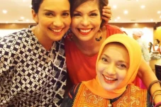 Profil Adik Marissa...