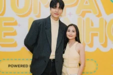 Prilly Latuconsina Foto...