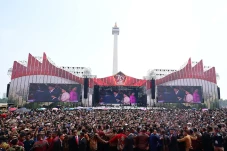 Kemeriahan HUT Ke-79...