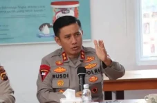 Polri Mutasi Pamen hingga...